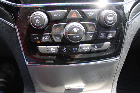 Used 2019 Jeep Grand Cherokee Limited image 22