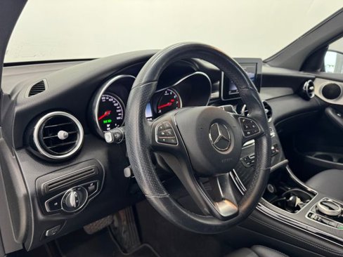 Used 2019 Mercedes-Benz GLC 300 image 39