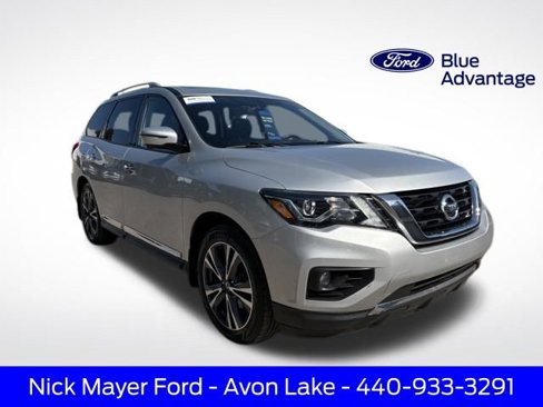 Used 2020 Nissan Pathfinder Platinum image 1