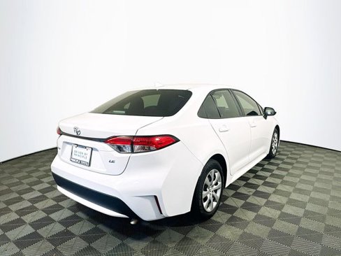 Used 2020 Toyota Corolla LE image 8