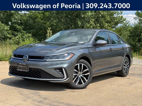 Used 2025 Volkswagen Jetta SE image 1