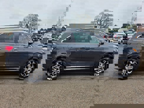 Used 2017 Kia Sorento SX image 5