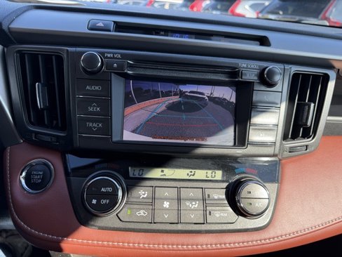 Used 2013 Toyota RAV4 Limited image 23