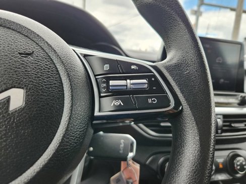 Used 2024 Kia Forte LXS image 18