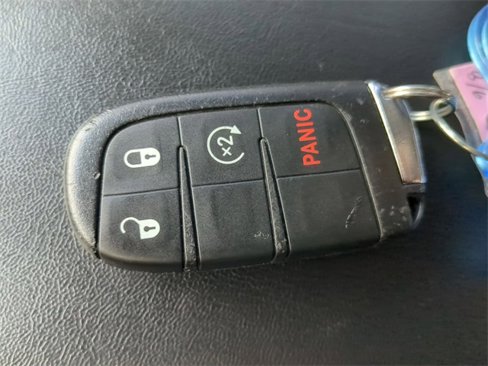 Used 2019 Jeep Compass Limited image 32