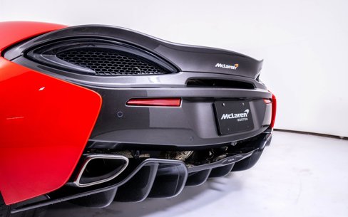 Used 2018 McLaren 570S Spider image 13