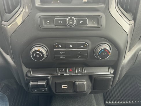 Used 2019 Chevrolet Silverado 1500 Custom image 22
