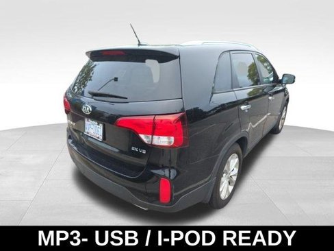 Used 2015 Kia Sorento EX w/ EX V6 Touring Package image 4