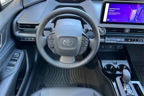Used 2025 Toyota Prius image 12
