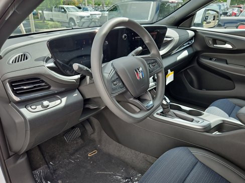 New 2025 Buick Envista Preferred image 15