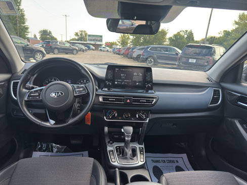 Used 2021 Kia Seltos S image 12