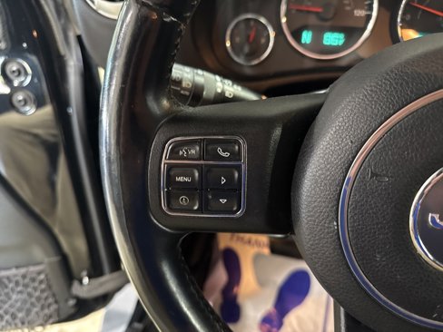 Used 2013 Jeep Wrangler Unlimited Sahara w/ Connectivity Group image 16