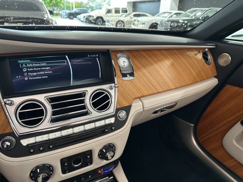 Certified 2018 Rolls-Royce Dawn image 2