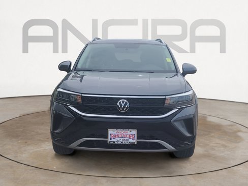 Used 2022 Volkswagen Taos SE image 5