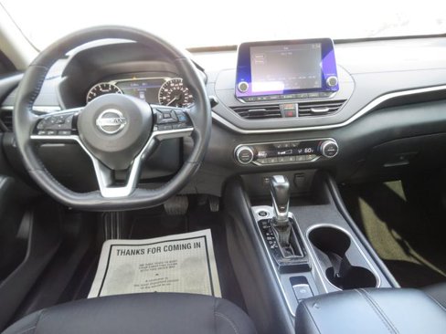 Used 2019 Nissan Altima 2.5 SV image 24
