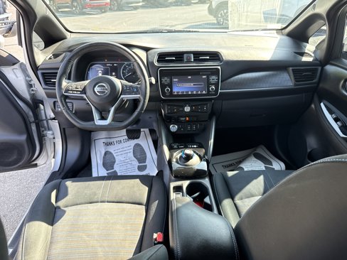 Used 2018 Nissan Leaf SV w/ SV Technology Package image 14