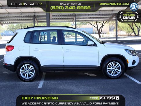 Used 2015 Volkswagen Tiguan S image 8
