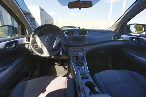Used 2017 Nissan Sentra SR image 10