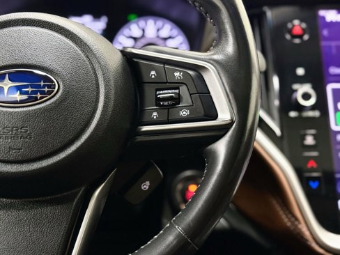 Used 2020 Subaru Outback Touring w/ Popular Package #2 image 19