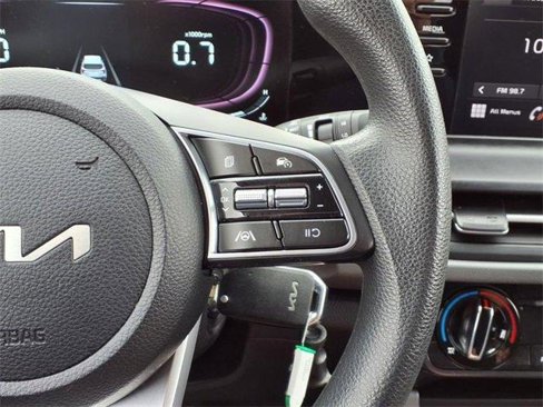Used 2024 Kia Seltos LX image 16