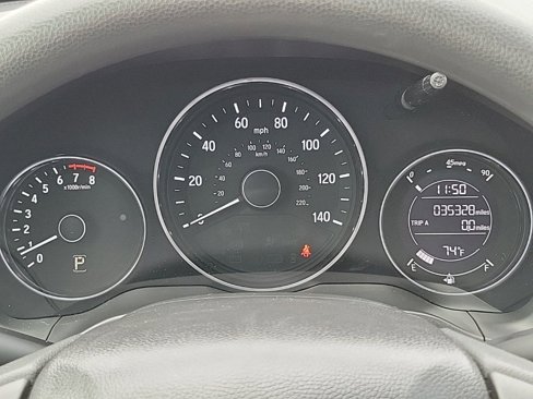 Used 2018 Honda HR-V LX image 23