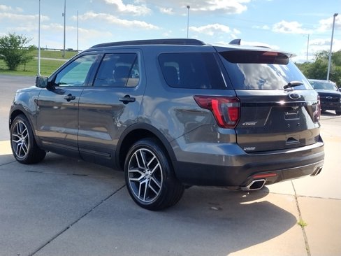Used 2016 Ford Explorer Sport image 19
