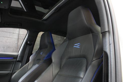 Used 2022 Volkswagen Golf R image 23