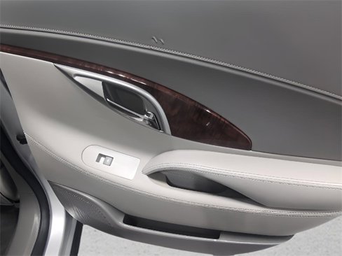 Used 2011 Buick LaCrosse CXL image 22