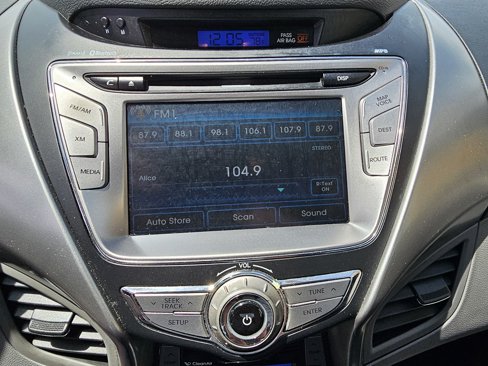 Used 2013 Hyundai Elantra Limited w/ Technology Pkg image 19