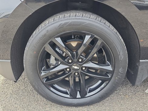 Used 2020 Chevrolet Equinox LT w/ Midnight Edition image 13