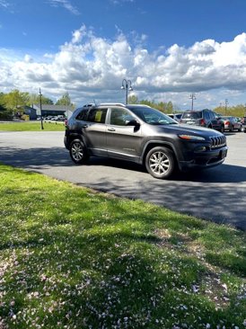Used 2014 Jeep Cherokee Limited image 7