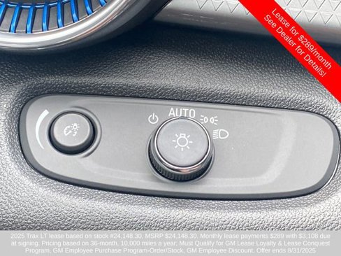 New 2025 Chevrolet Trax LT w/ Driver Confidence Package image 31