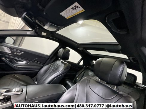 Used 2019 Mercedes-Benz S 560 Sedan image 43
