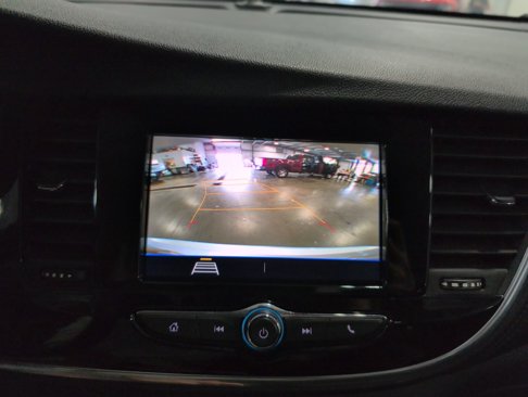 Used 2022 Buick Encore Preferred w/ Safety Package II image 12