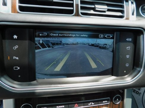 Used 2016 Land Rover Range Rover HSE image 31