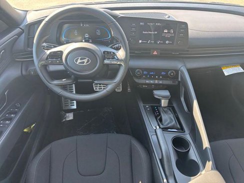 New 2025 Hyundai Elantra Sport image 10