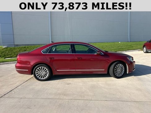 Used 2016 Volkswagen Passat 1.8T SE image 2