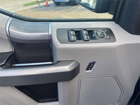 Used 2017 Ford F150 XLT w/ Equipment Group 301A Mid image 25