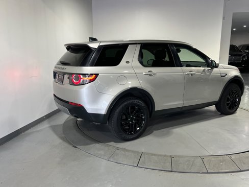 Used 2017 Land Rover Discovery Sport HSE image 8