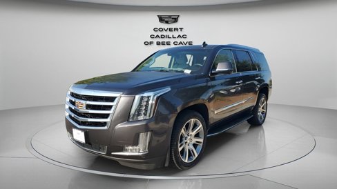 Used 2017 Cadillac Escalade Luxury image 3