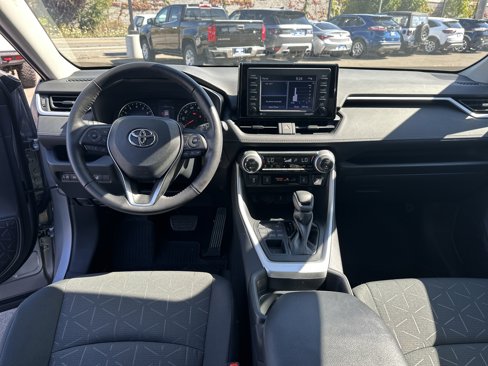 Used 2020 Toyota RAV4 XLE image 11