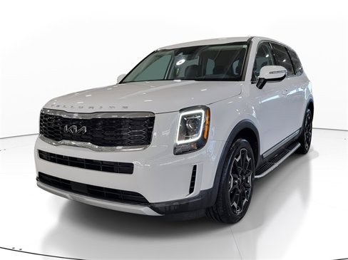 Used 2022 Kia Telluride LX image 2