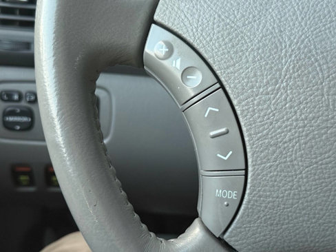 Used 2008 Toyota Sienna XLE Limited image 50