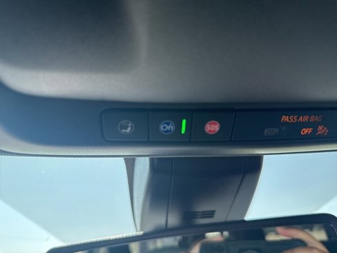 Used 2021 Chevrolet Suburban LT image 25