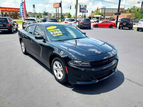 Used 2019 Dodge Charger SXT image 7
