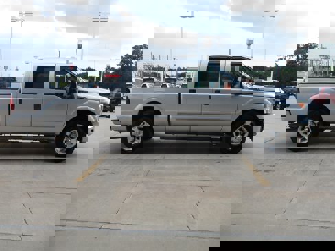 Used 2016 Ford F250 XLT w/ XLT Value Package image 11