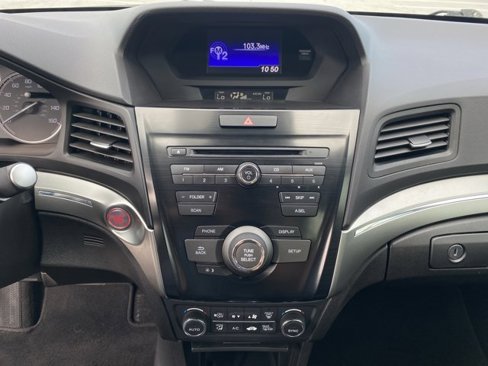 Used 2020 Acura ILX image 11