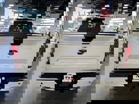 Used 2020 Ford F150 XLT image 6