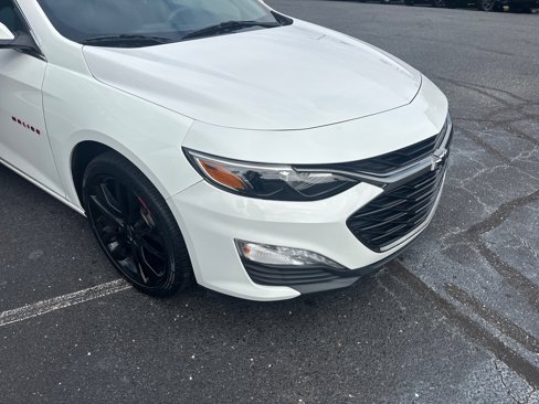 Used 2020 Chevrolet Malibu LT w/ Redline Edition image 7