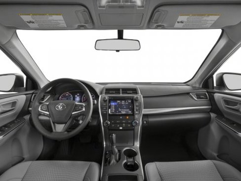 Used 2017 Toyota Camry SE image 8